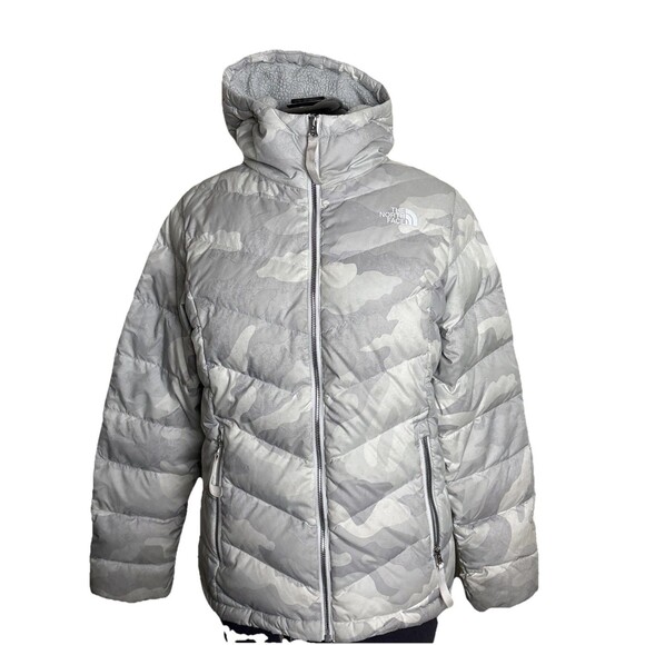 The North Face Goose Down Puffer Jacket Womens Medium Coat White Gray Camo - Picture 1 of 14